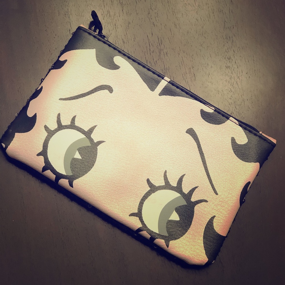 Betty Boop Clutch (like new)